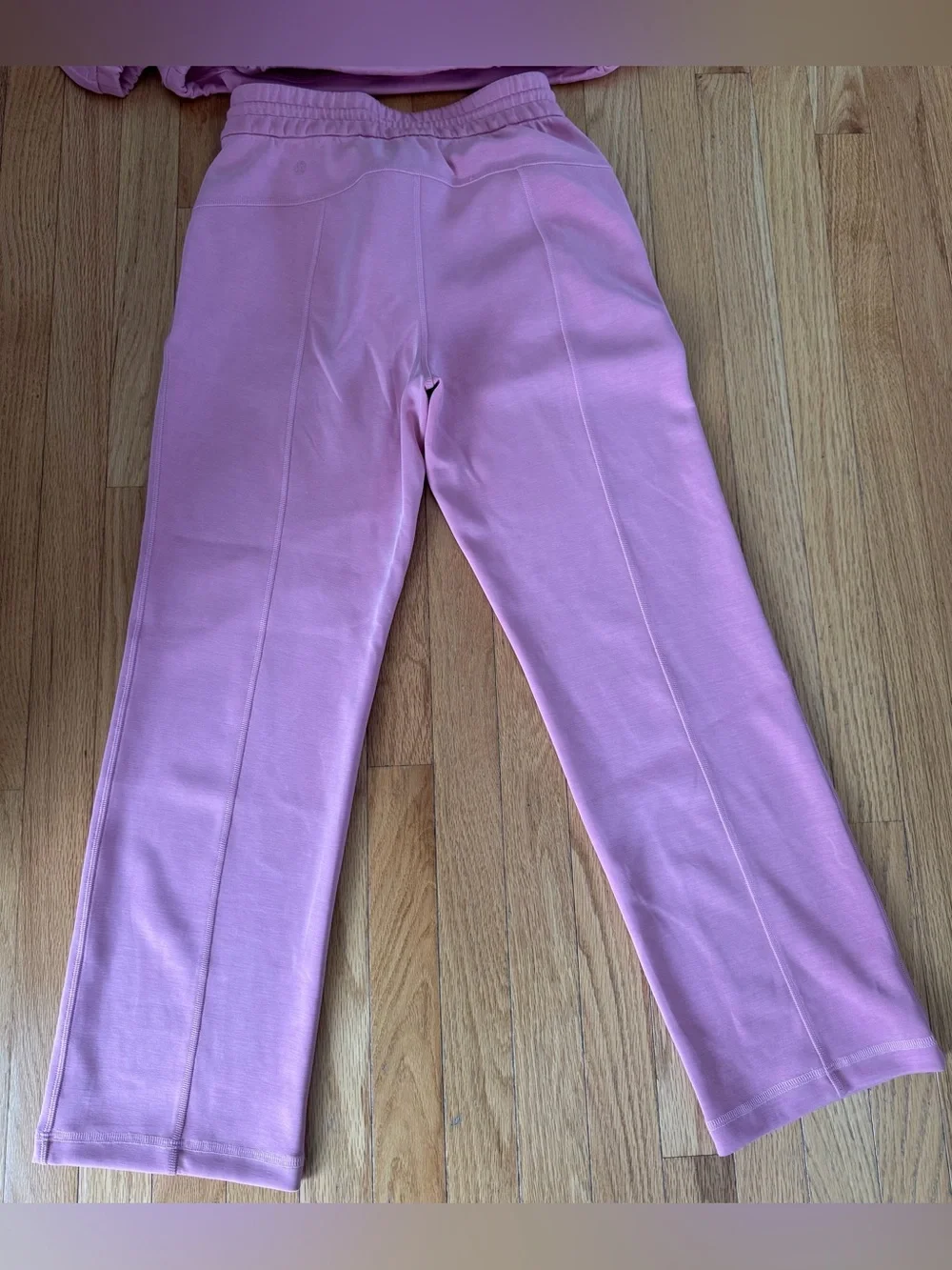Women’s Lululemon Pink Lounge set